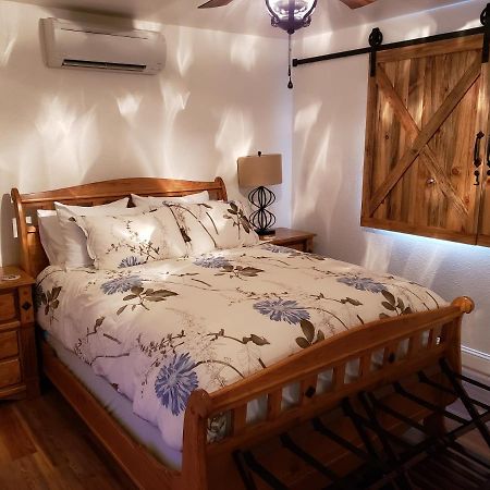 Yosemite Foothill Retreat - Private Guest Suite #3 コアーシーゴールド エクステリア 写真