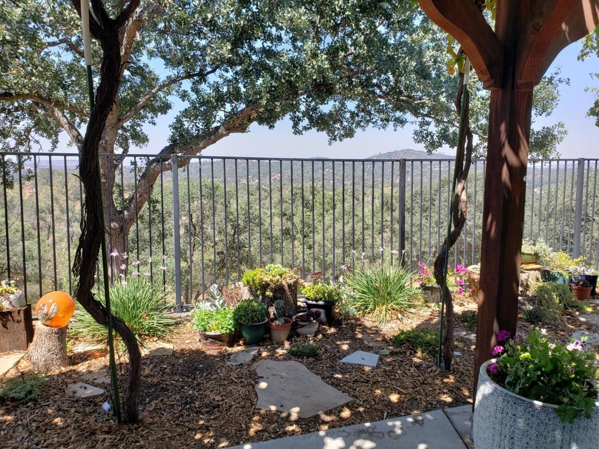 Yosemite Foothill Retreat - Private Guest Suite #3 コアーシーゴールド エクステリア 写真