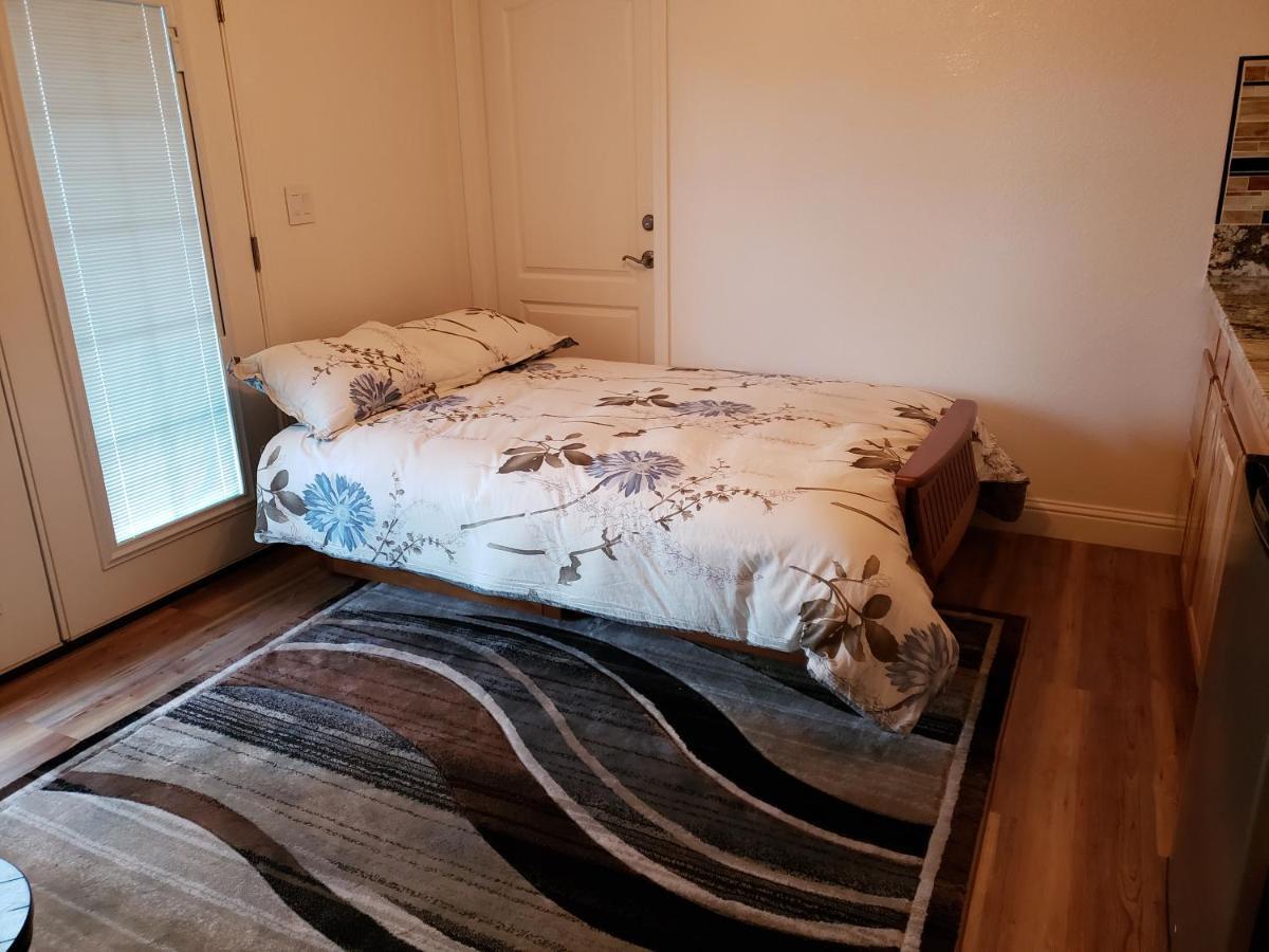 Yosemite Foothill Retreat - Private Guest Suite #3 コアーシーゴールド エクステリア 写真